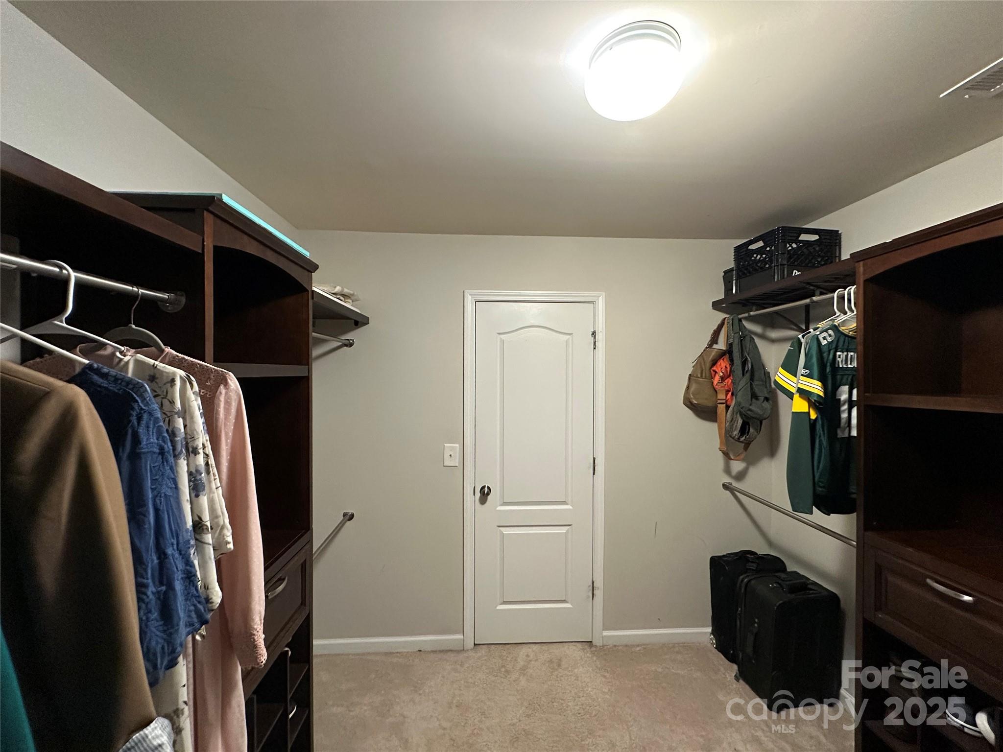 Lancaster, South Carolina, 29720, United States, 5 Bedrooms Bedrooms, ,4 BathroomsBathrooms,Residential,For Sale,1885267