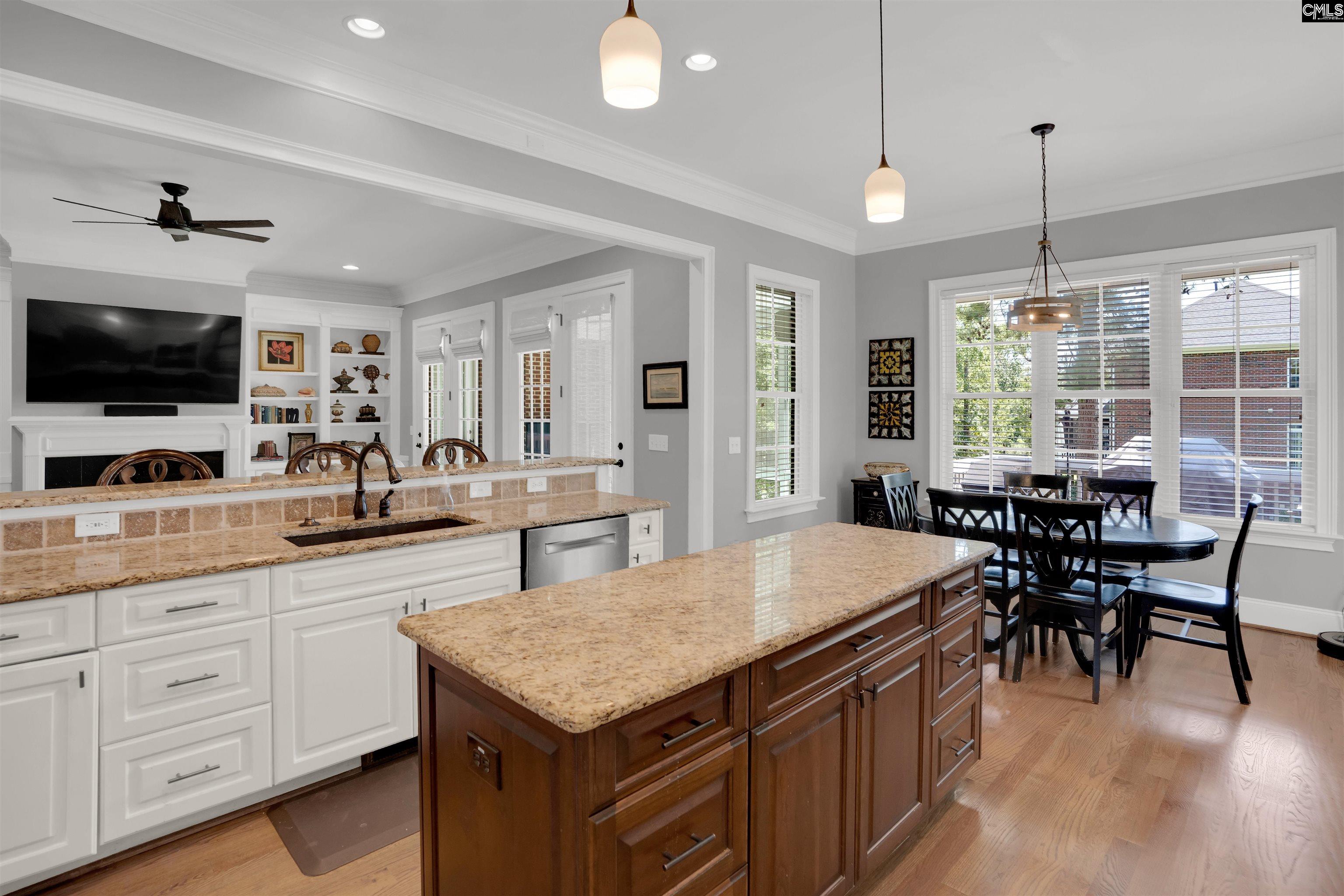 Chapin, South Carolina, 29036, United States, 5 Bedrooms Bedrooms, ,5 BathroomsBathrooms,Residential,For Sale,1932837
