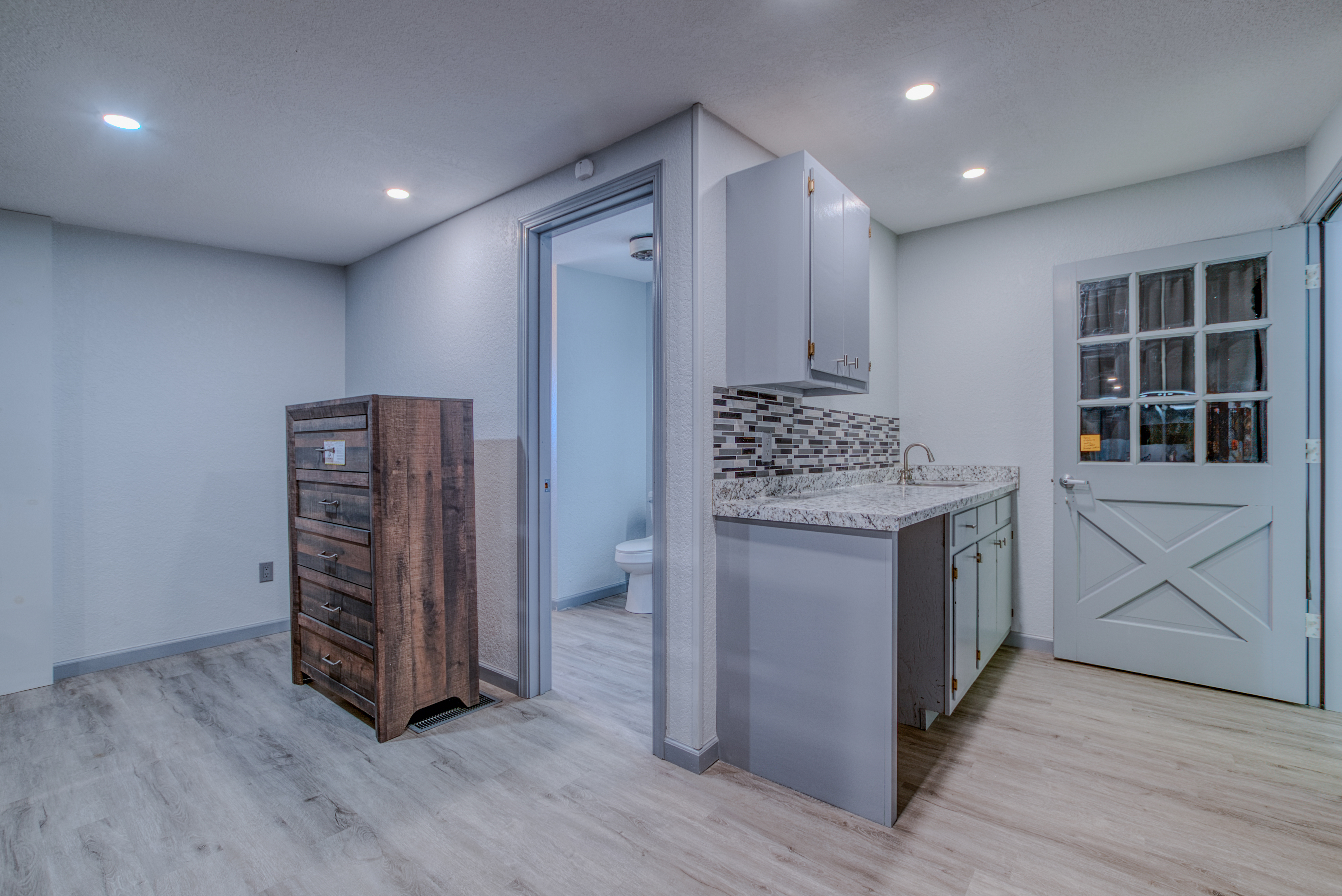 Carrizozo, New Mexico, 88301, United States, 3 Bedrooms Bedrooms, ,3 BathroomsBathrooms,Residential,For Sale,1695318