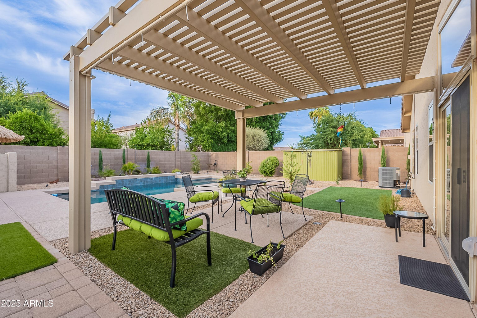 Gilbert, Arizona, 85233, United States, 3 Bedrooms Bedrooms, ,2 BathroomsBathrooms,Residential,For Sale,1944680