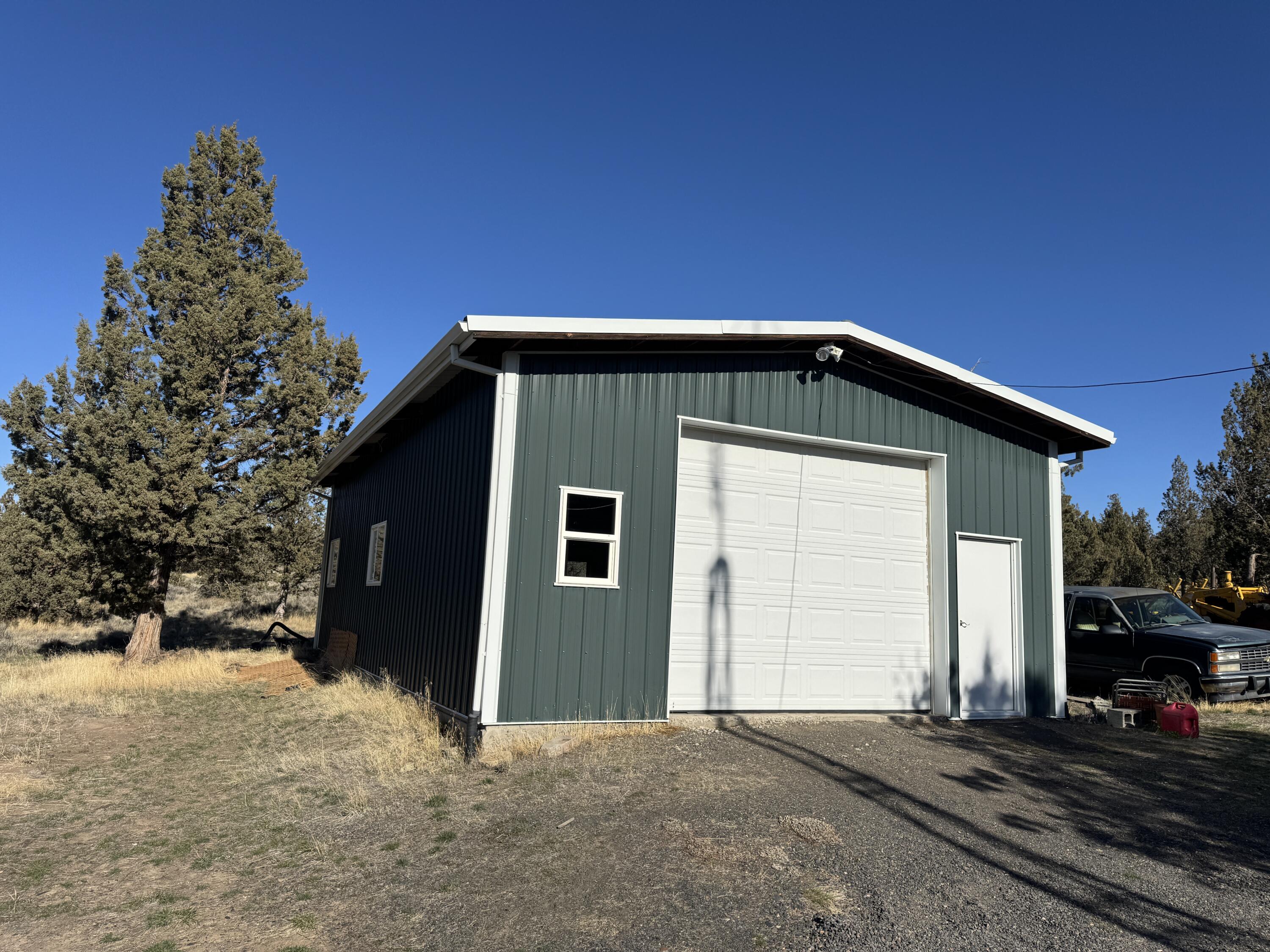 Prineville, Oregon, 97754, United States, 3 Bedrooms Bedrooms, ,2 BathroomsBathrooms,Residential,For Sale,1973827