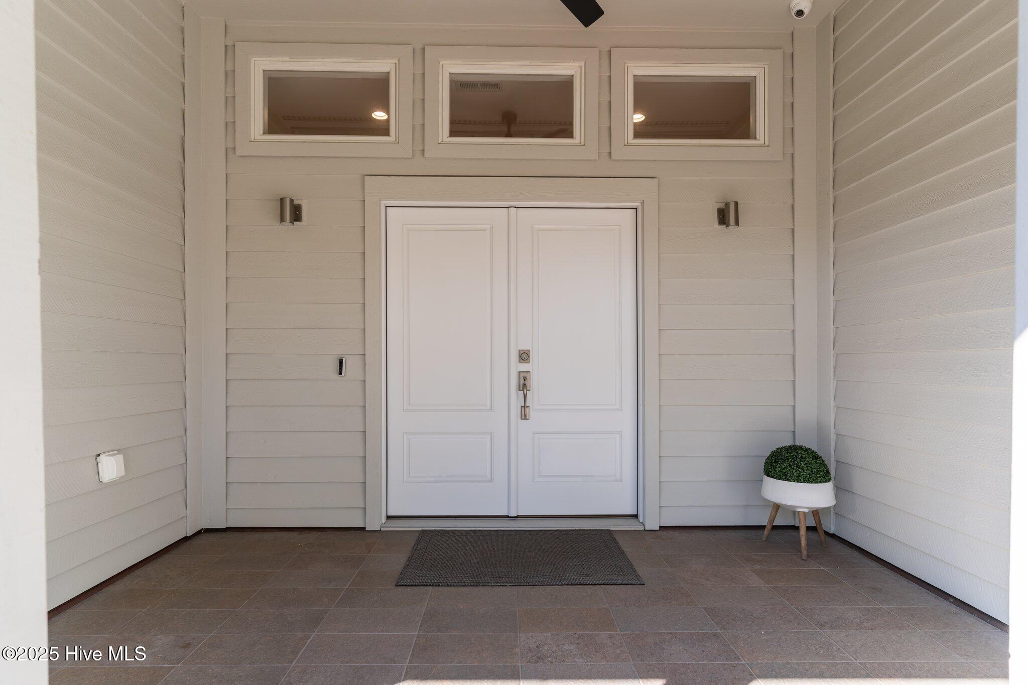 Hampstead, North Carolina, 28443, United States, 3 Bedrooms Bedrooms, ,4 BathroomsBathrooms,Residential,For Sale,1810600