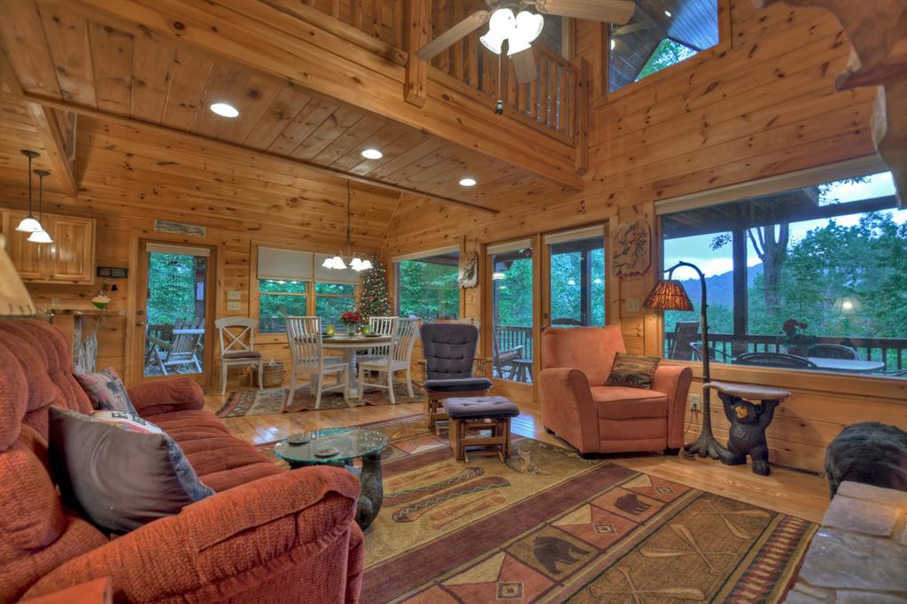 Blue Ridge, Georgia, 30513, United States, 3 Bedrooms Bedrooms, ,3 BathroomsBathrooms,Residential,For Sale,1995238