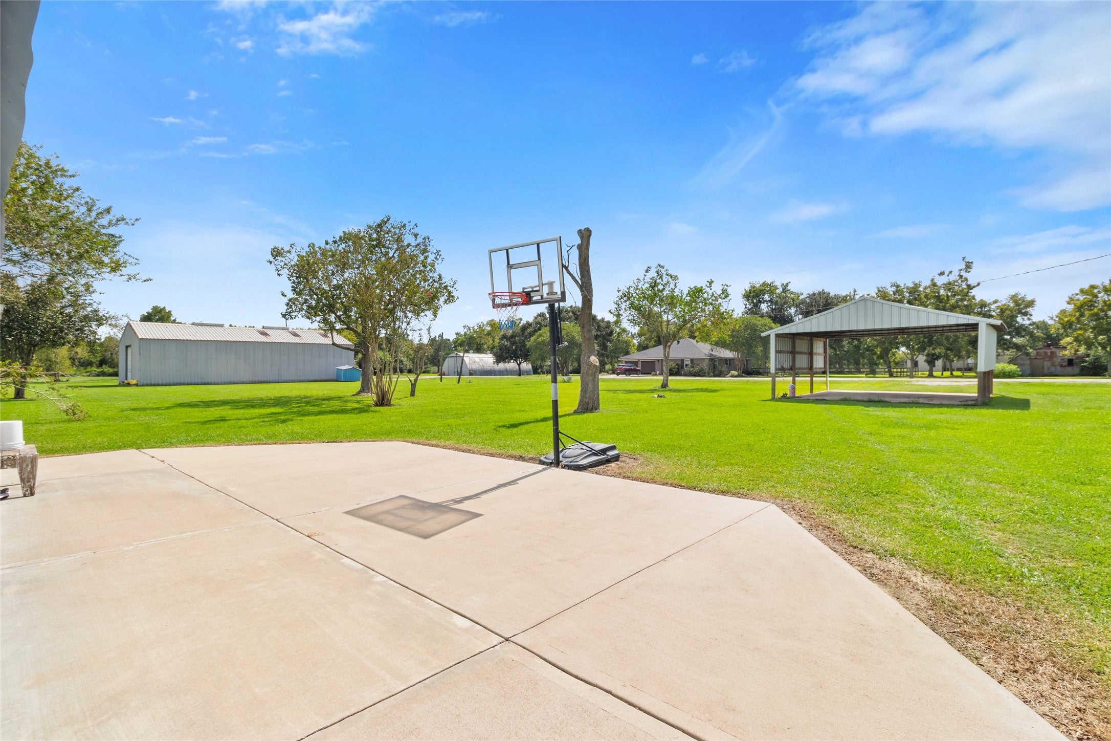 Liverpool, Texas, 77577, United States, 3 Bedrooms Bedrooms, ,2 BathroomsBathrooms,Residential,For Sale,2008192