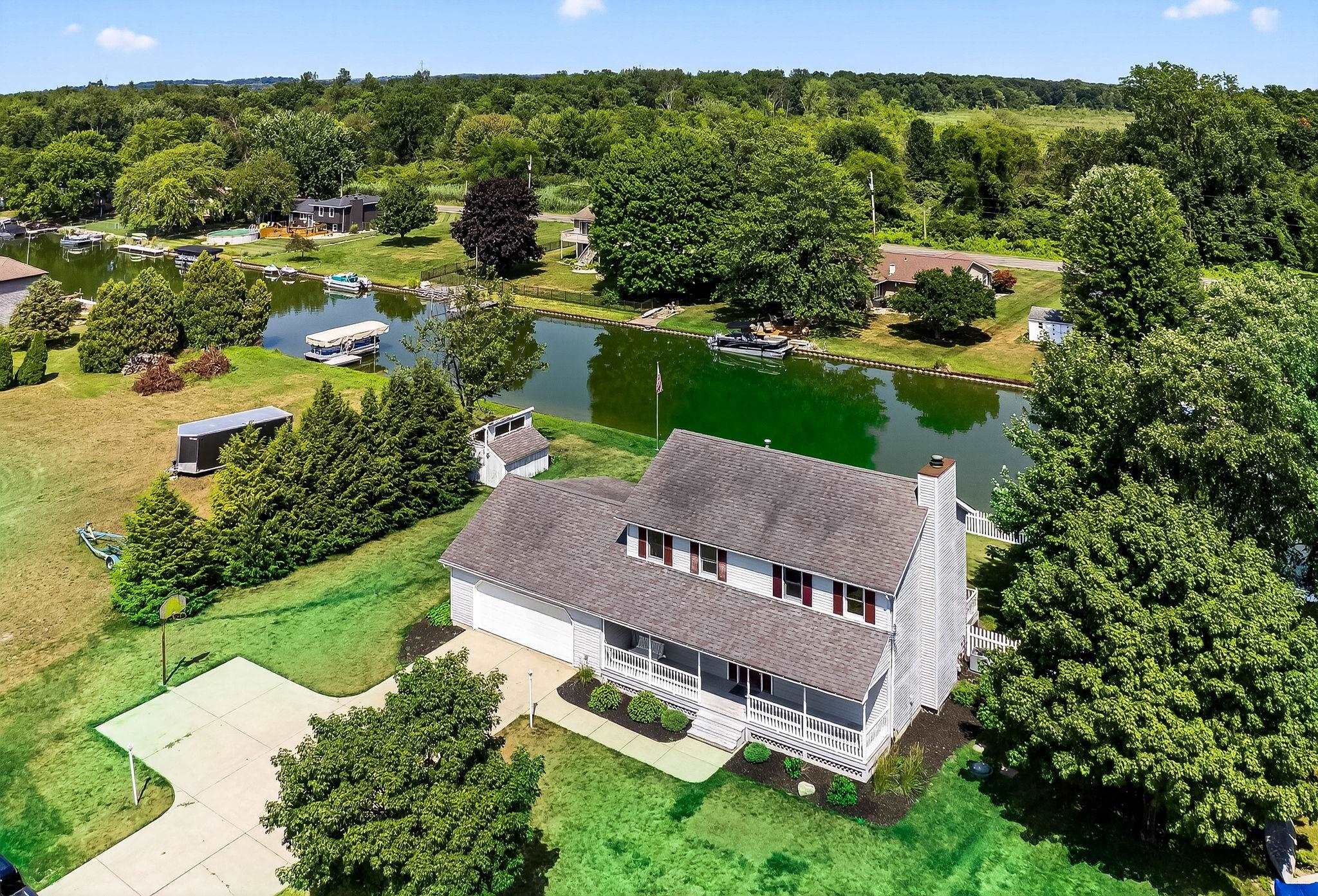 Elkhart, Indiana, 46514, United States, 3 Bedrooms Bedrooms, ,3 BathroomsBathrooms,Residential,For Sale,1917912