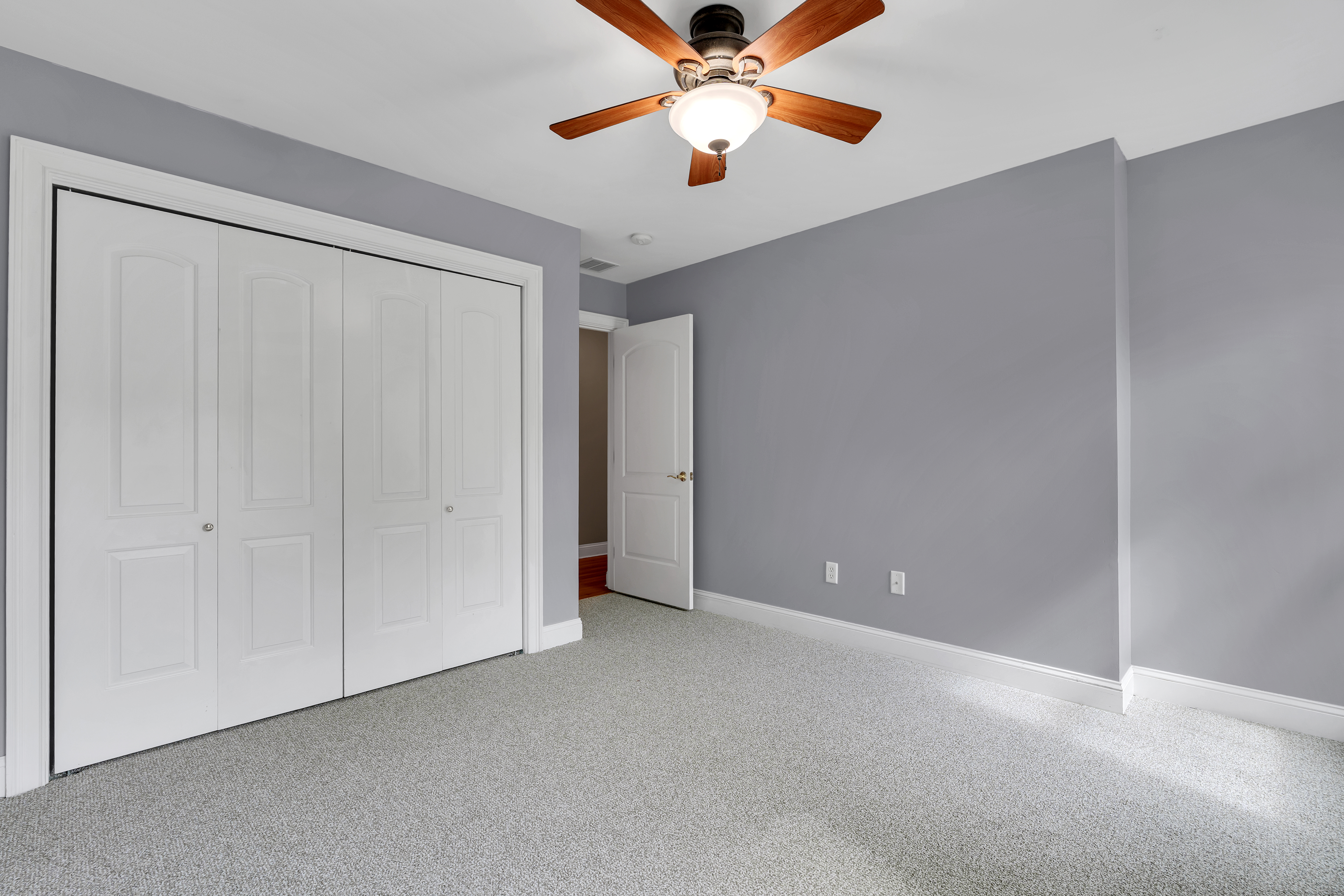  Charming 5-Bedroom Sale Listing in Waterford - 物件實景