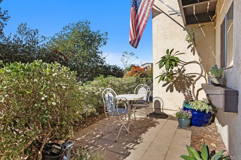 Vista, California, 92084, United States, 2 Bedrooms Bedrooms, ,3 BathroomsBathrooms,Residential,For Sale,1987849