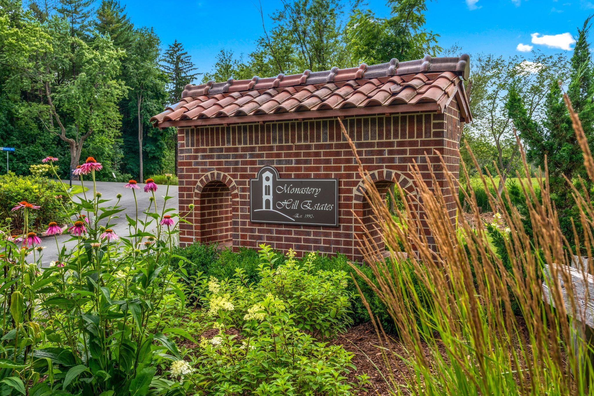Lac La Belle, Wisconsin, 53066, United States, 4 Bedrooms Bedrooms, ,4 BathroomsBathrooms,Residential,For Sale,1901123