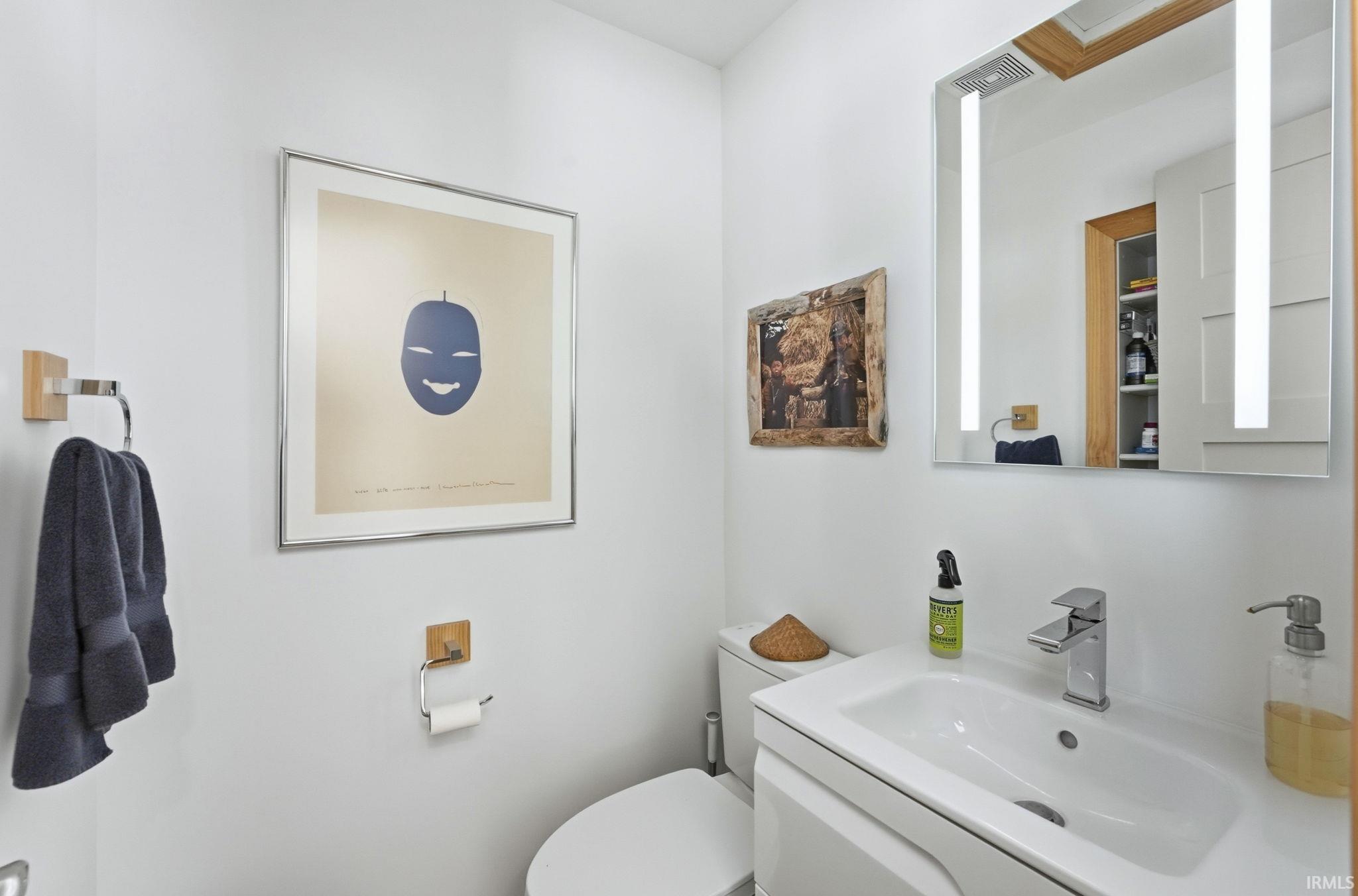 Albion, Indiana, 46701-9358, United States, 2 Bedrooms Bedrooms, ,2 BathroomsBathrooms,Residential,For Sale,2014784