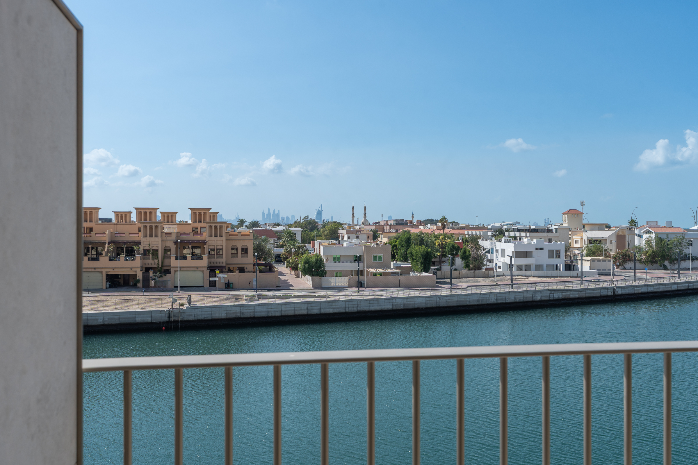  Exclusive Resale Apartment with Canal Views - 物件實景