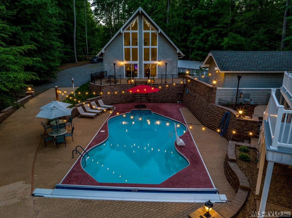 Littleton, North Carolina, 27850, United States, 3 Bedrooms Bedrooms, ,4 BathroomsBathrooms,Residential,For Sale,1836681