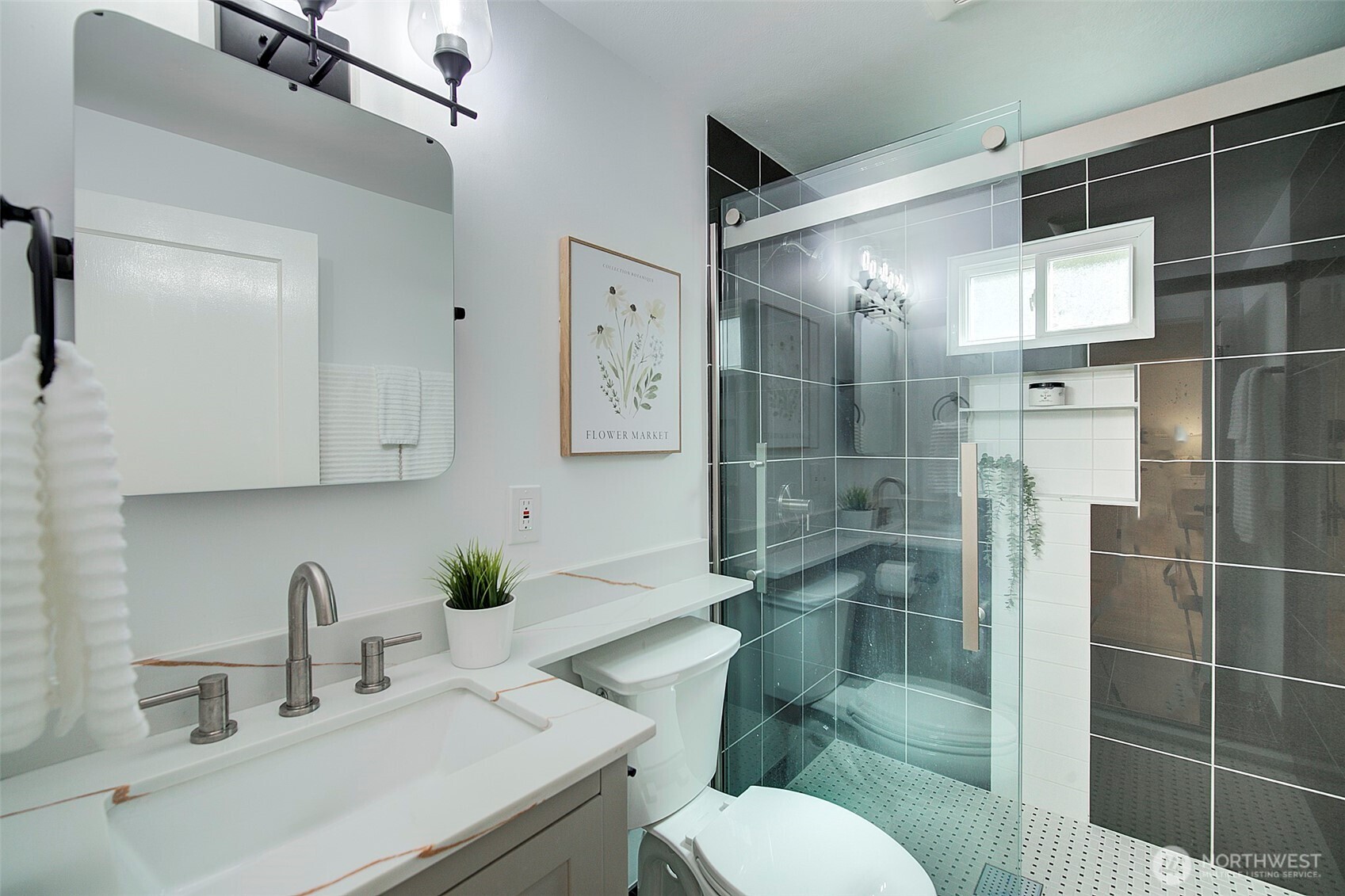 Seattle, Washington, 98126, United States, 3 Bedrooms Bedrooms, ,2 BathroomsBathrooms,Residential,For Sale,1882330
