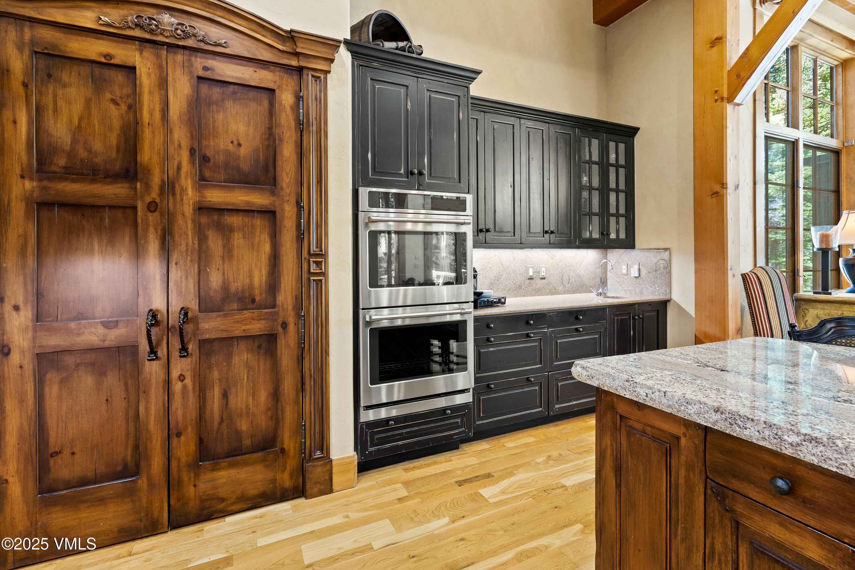 Edwards, Colorado, 81632, United States, 5 Bedrooms Bedrooms, ,6 BathroomsBathrooms,Residential,For Sale,1901108