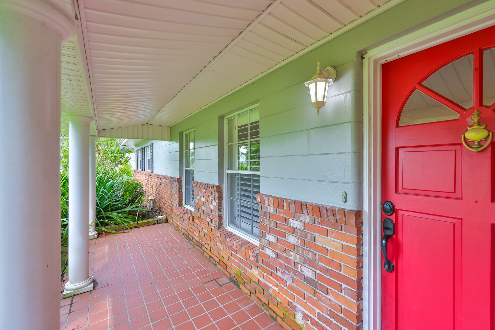 Dover, Florida, 33527, United States, 3 Bedrooms Bedrooms, ,2 BathroomsBathrooms,Residential,For Sale,1983531