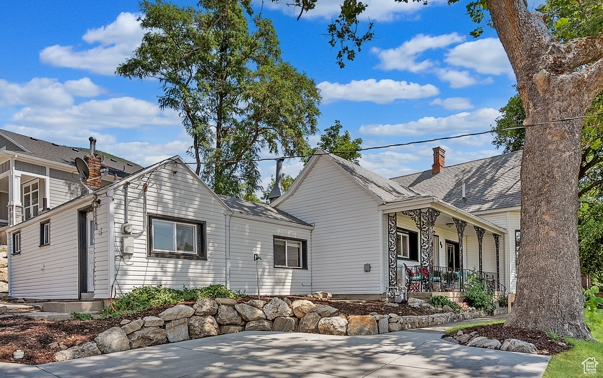 Farmington, Utah, 84025, United States, 4 Bedrooms Bedrooms, ,2 BathroomsBathrooms,Residential,For Sale,1866818