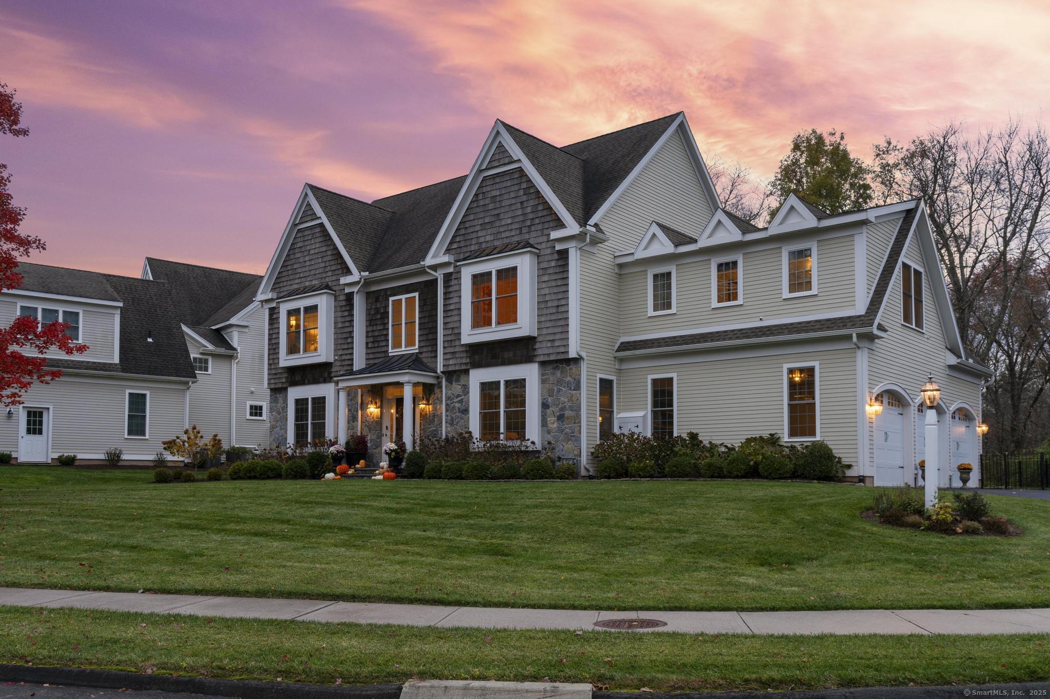 West Hartford, Connecticut, 06117, United States, 4 Bedrooms Bedrooms, ,5 BathroomsBathrooms,Residential,For Sale,1989224