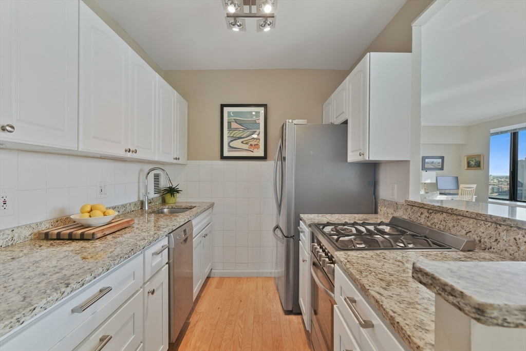 Boston, Massachusetts, 02110, United States, 1 Bedroom Bedrooms, ,1 BathroomBathrooms,Residential,For Sale,1942239