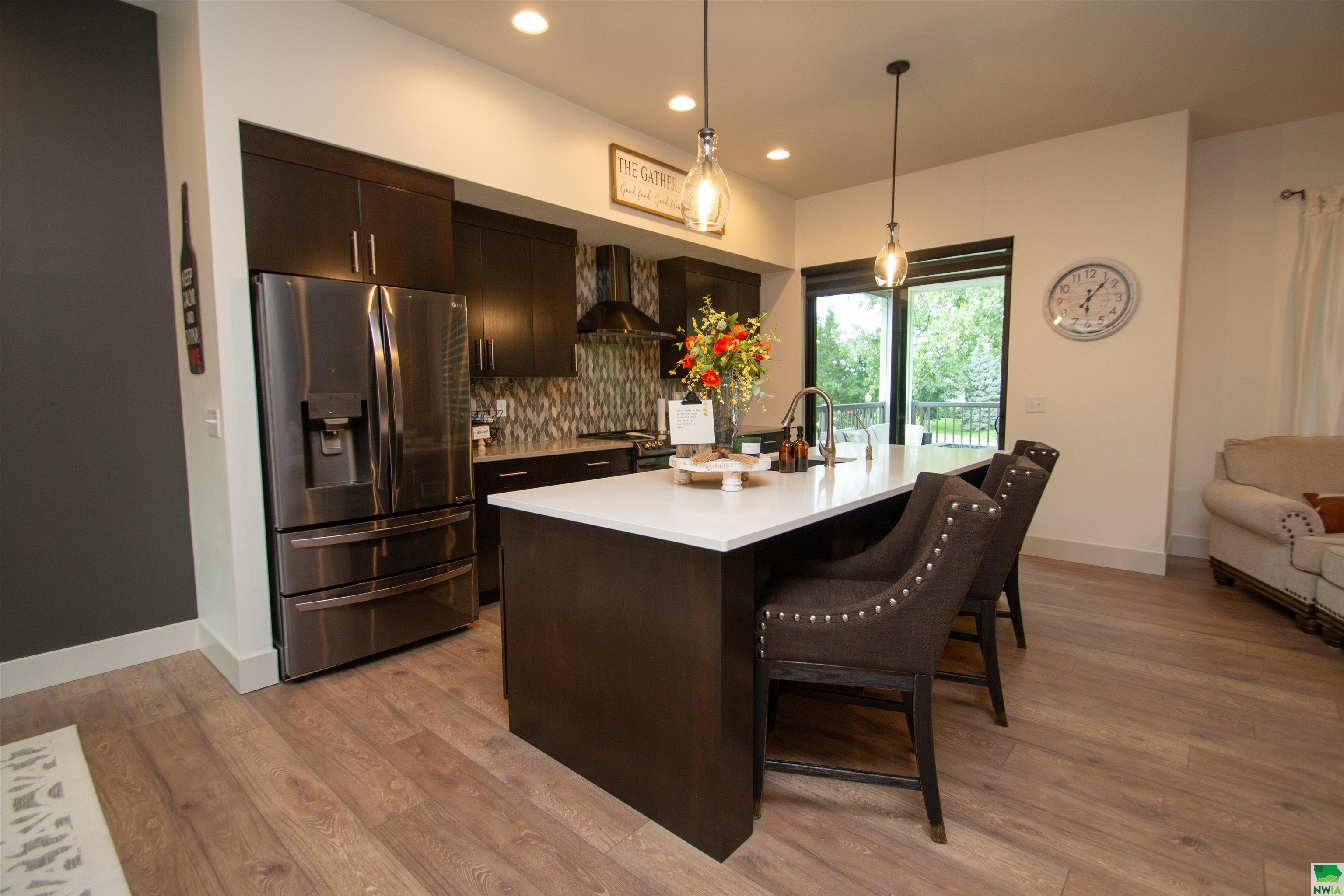 Dakota Dunes, South Dakota, 57049, United States, 3 Bedrooms Bedrooms, ,3 BathroomsBathrooms,Residential,For Sale,1984312