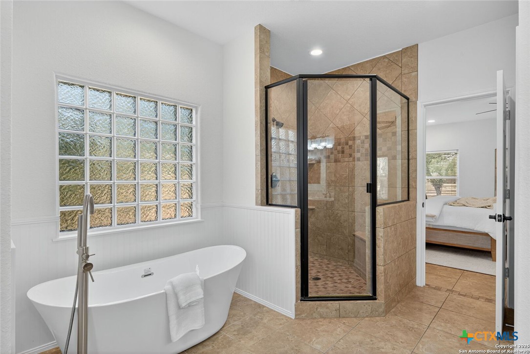 San Antonio, Texas, 78255, United States, 4 Bedrooms Bedrooms, ,3 BathroomsBathrooms,Residential,For Sale,1989721