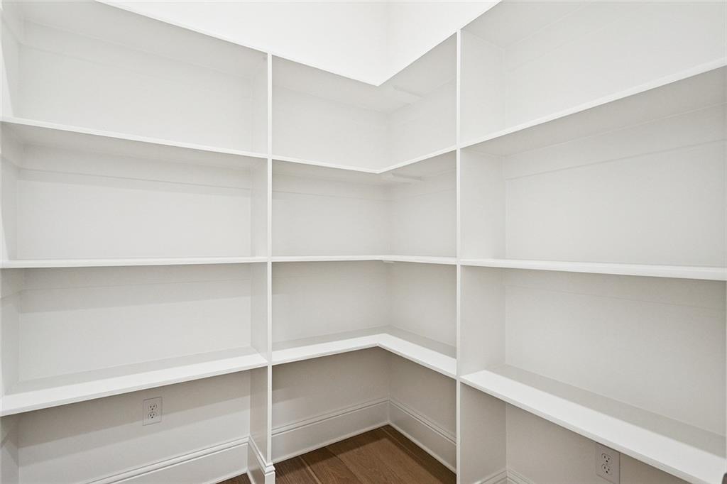 Covington, Louisiana, 70433, United States, 4 Bedrooms Bedrooms, ,3 BathroomsBathrooms,Residential,For Sale,1989421