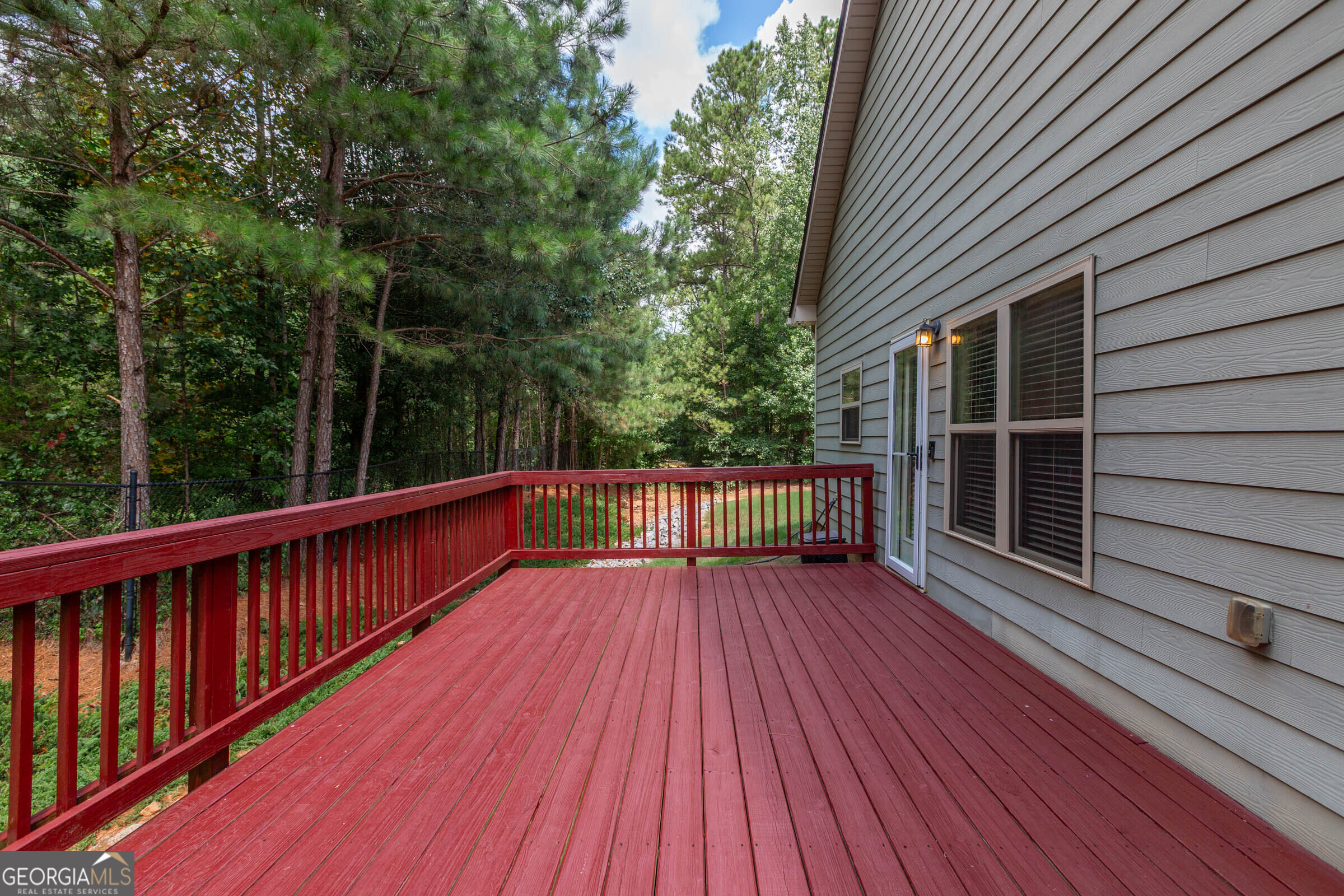 Senoia, Georgia, 30276, United States, 4 Bedrooms Bedrooms, ,3 BathroomsBathrooms,Residential,For Sale,1970203