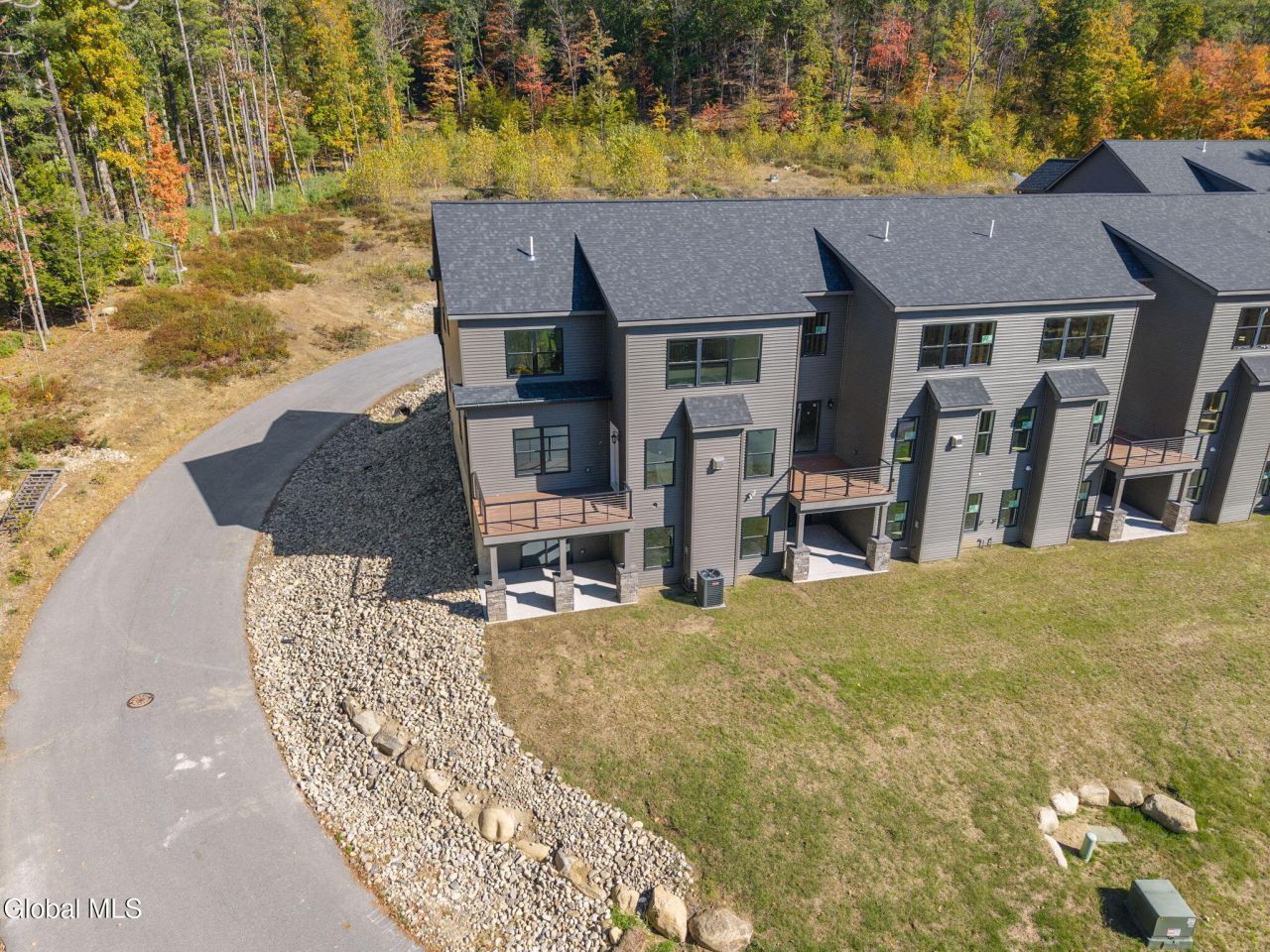 Lake George, New York, 12845, United States, 3 Bedrooms Bedrooms, ,3 BathroomsBathrooms,Residential,For Sale,1961144