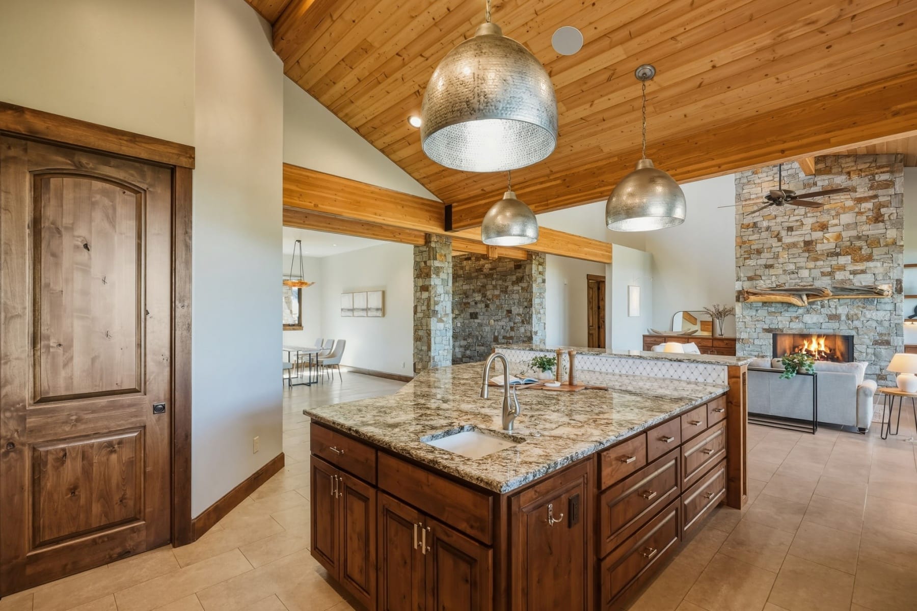  3487 NW Greenleaf Way Bend, OR 97703 - 物件實景