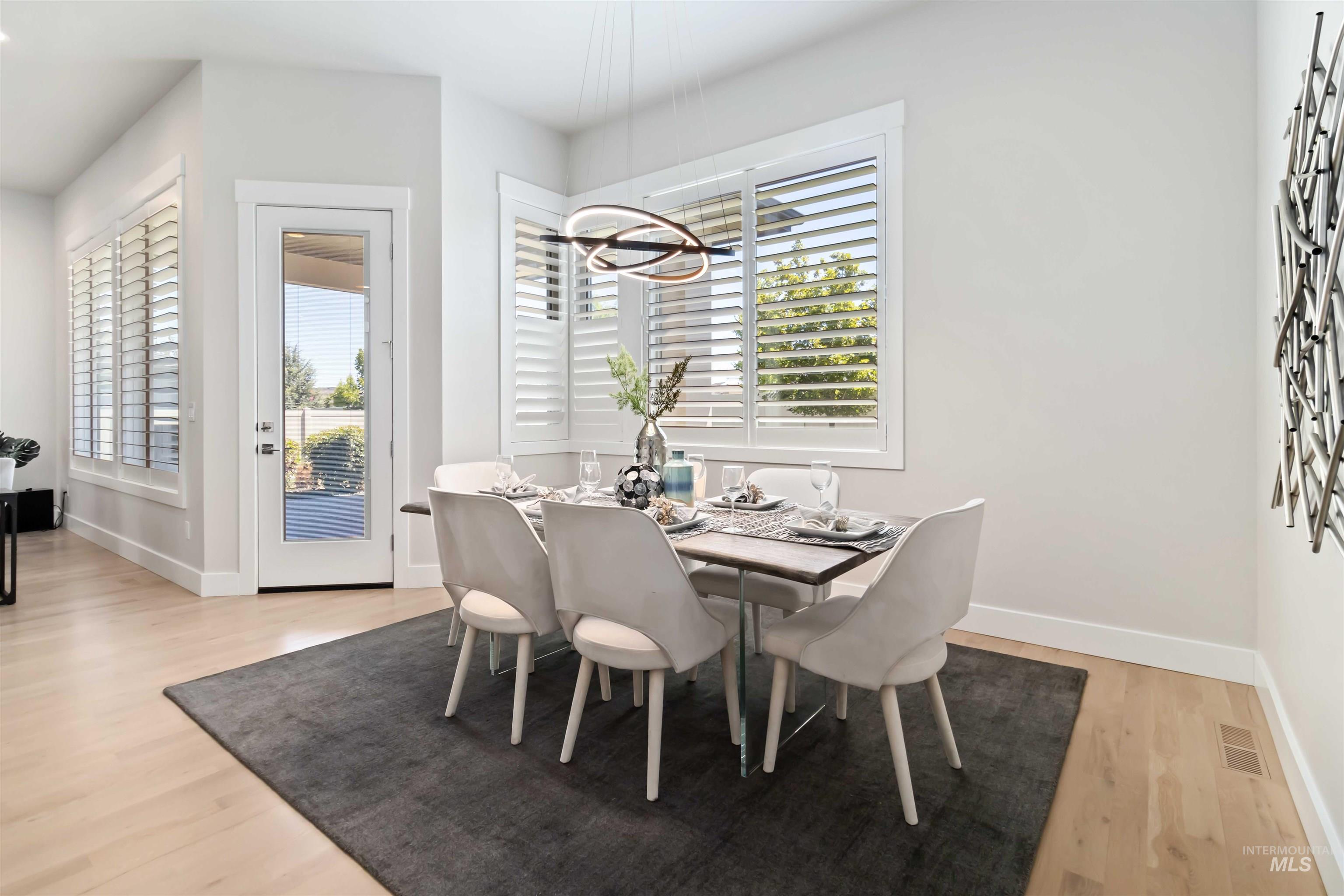 Meridian, Idaho, 83642, United States, 3 Bedrooms Bedrooms, ,3 BathroomsBathrooms,Residential,For Sale,1890290