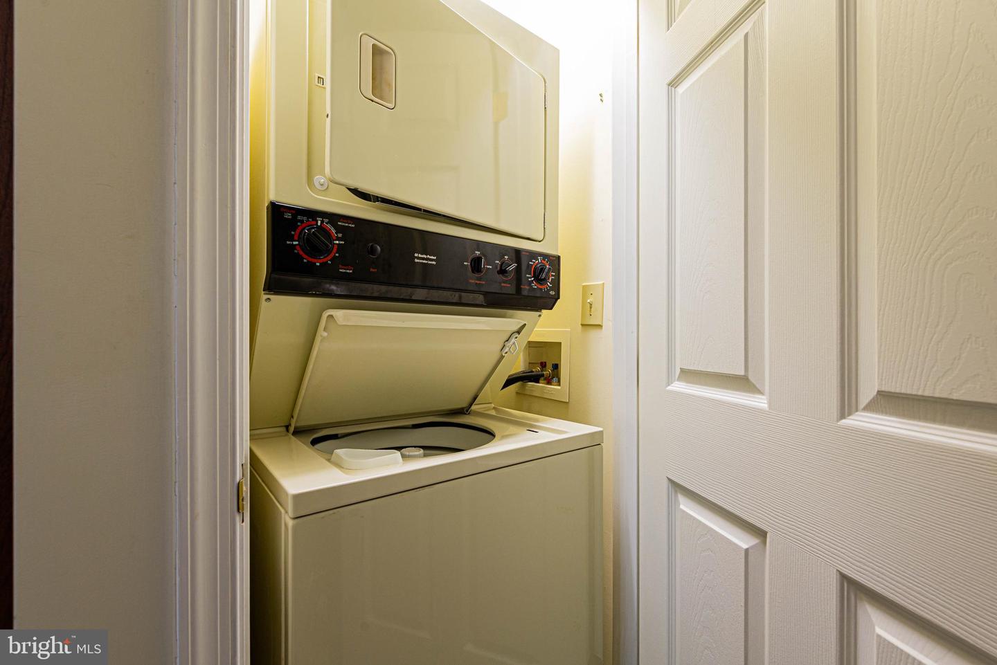 Ocean City, Maryland, 21842, United States, 1 Bedroom Bedrooms, ,2 BathroomsBathrooms,Residential,For Sale,1938911