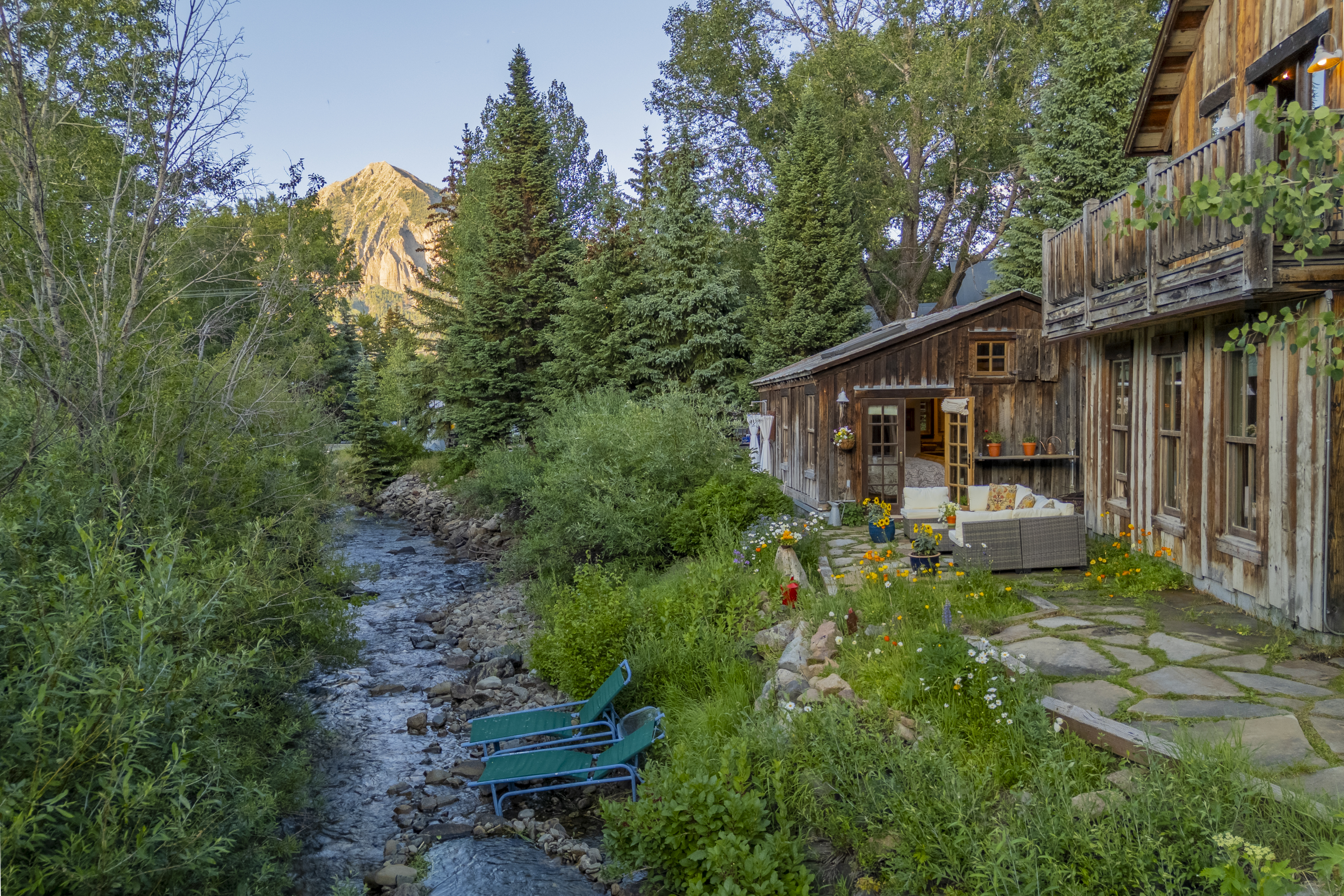  BEAR ALLEY - Unwrap The Fairytale - A Once-In-A-Lifetime Creekside Compound - 物件實景