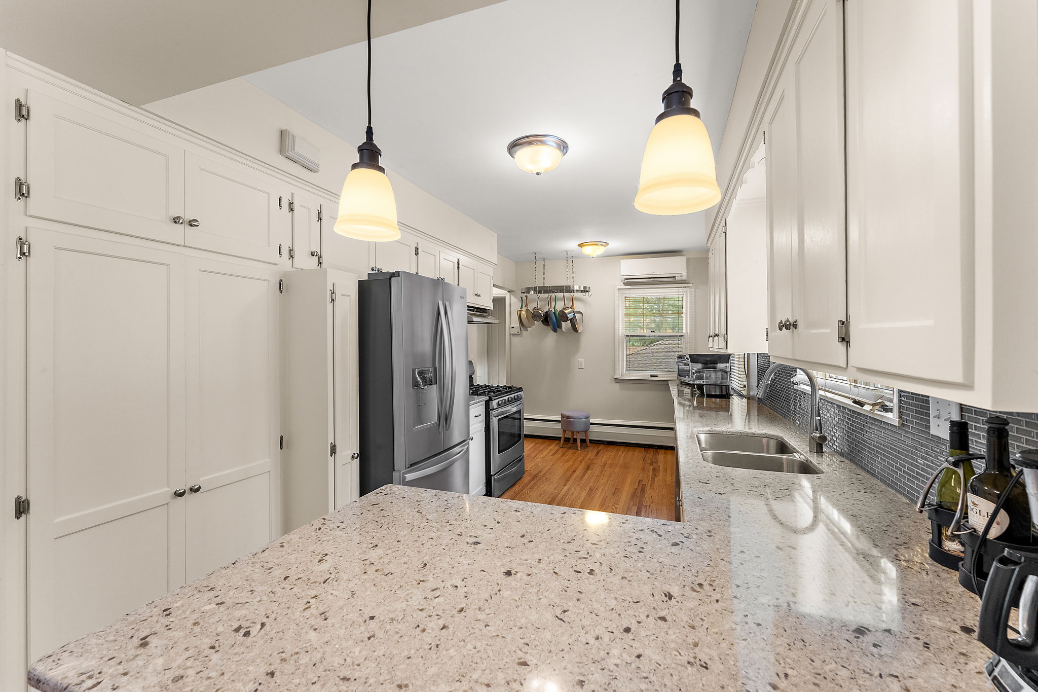 Classic Character and Exceptional Space in Linden Hills - 物件實景