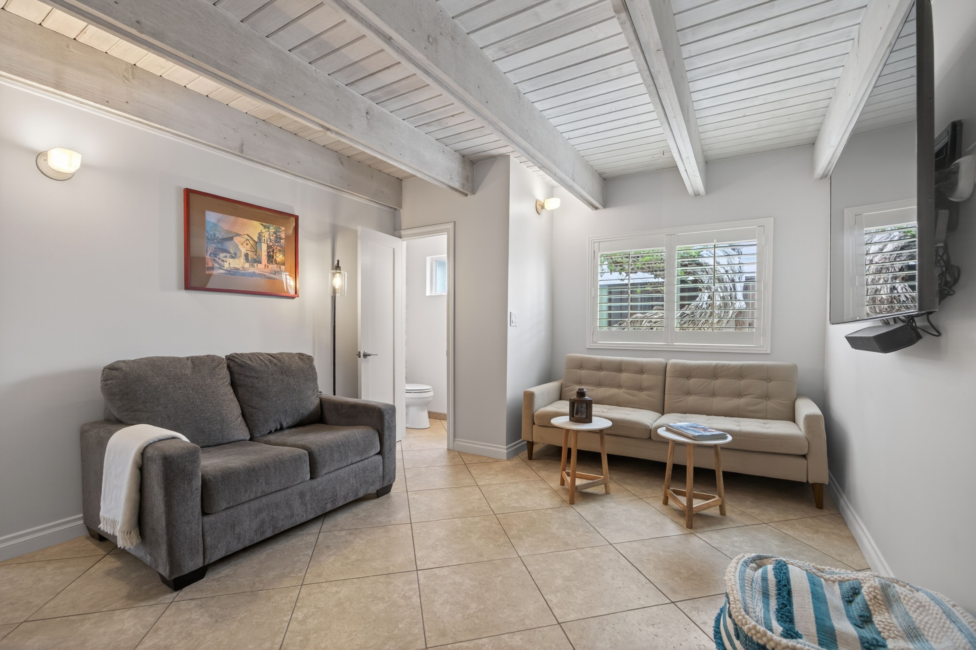  1248 Marthas Vineyard Court, Ventura, CA 93001 - 物件實景