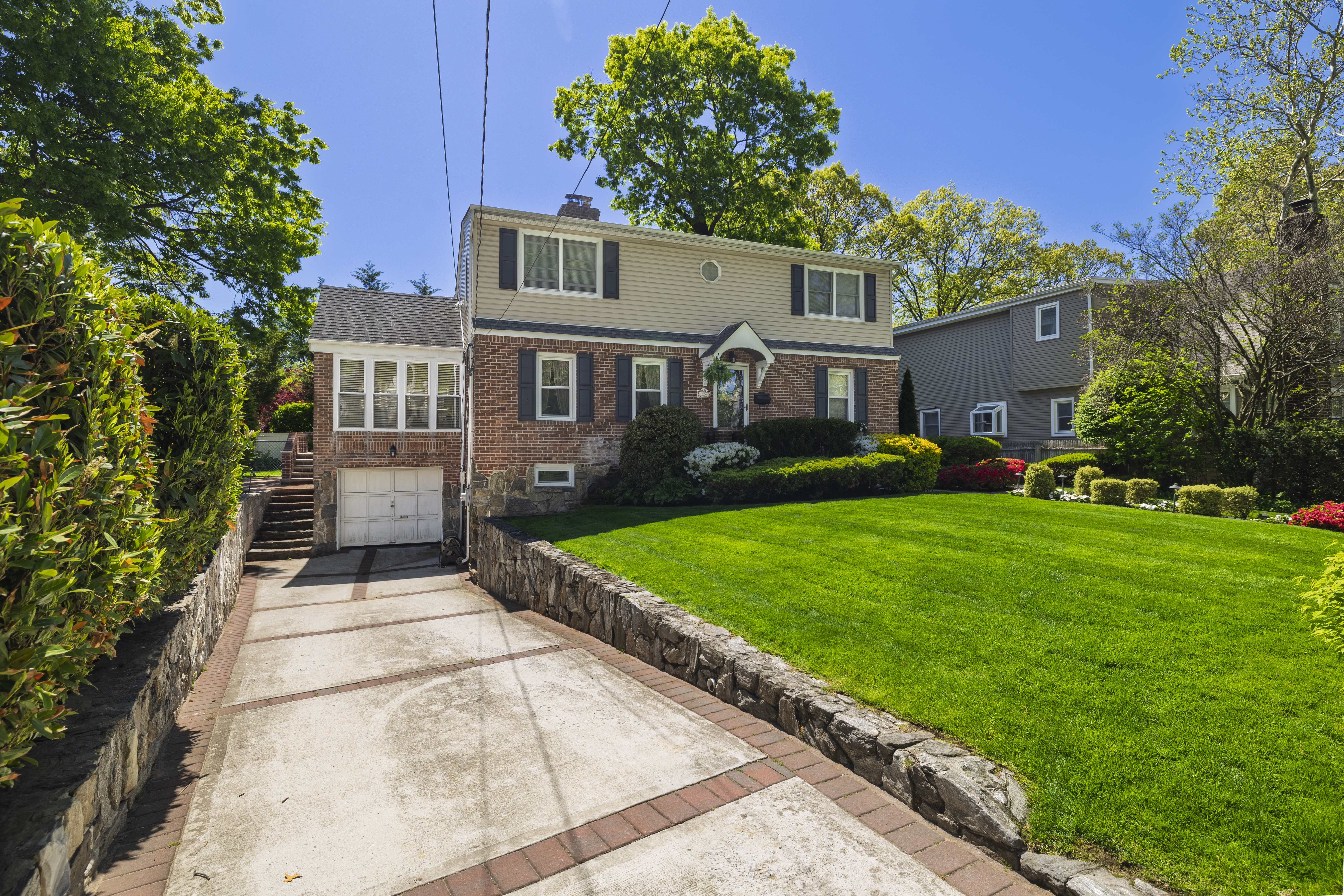  124 Peterhoff Avenue, Malverne, NY, 11565 - 物件實景