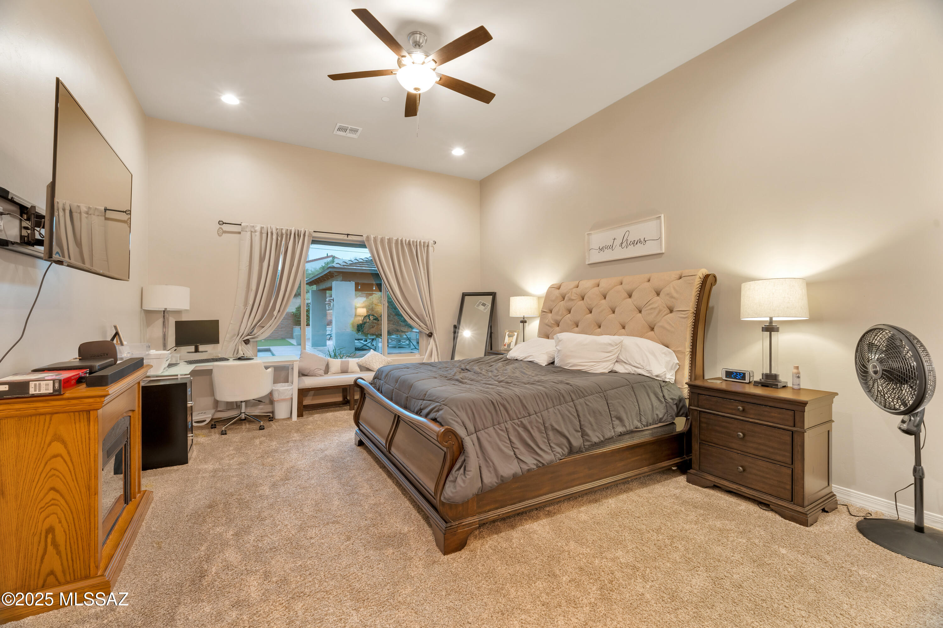 Tucson, Arizona, 85742, United States, 4 Bedrooms Bedrooms, ,4 BathroomsBathrooms,Residential,For Sale,2003188