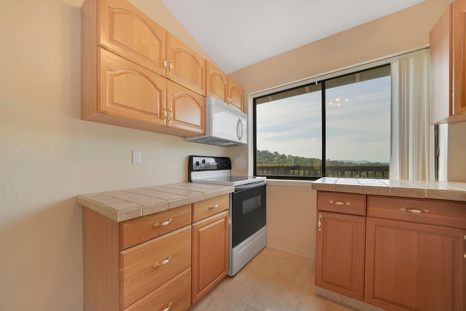 San Andreas, California, 95249, United States, 5 Bedrooms Bedrooms, ,4 BathroomsBathrooms,Residential,For Sale,1931003