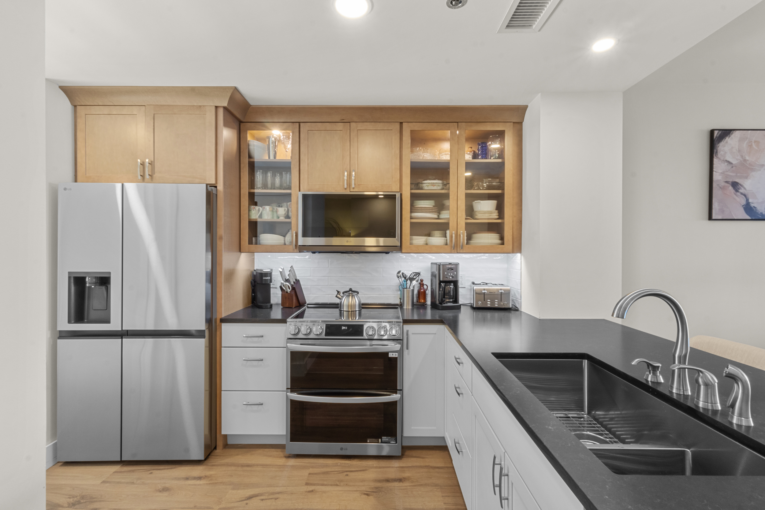Longboat Key, Florida, 34228, United States, 2 Bedrooms Bedrooms, ,2 BathroomsBathrooms,Residential,For Sale,2036968