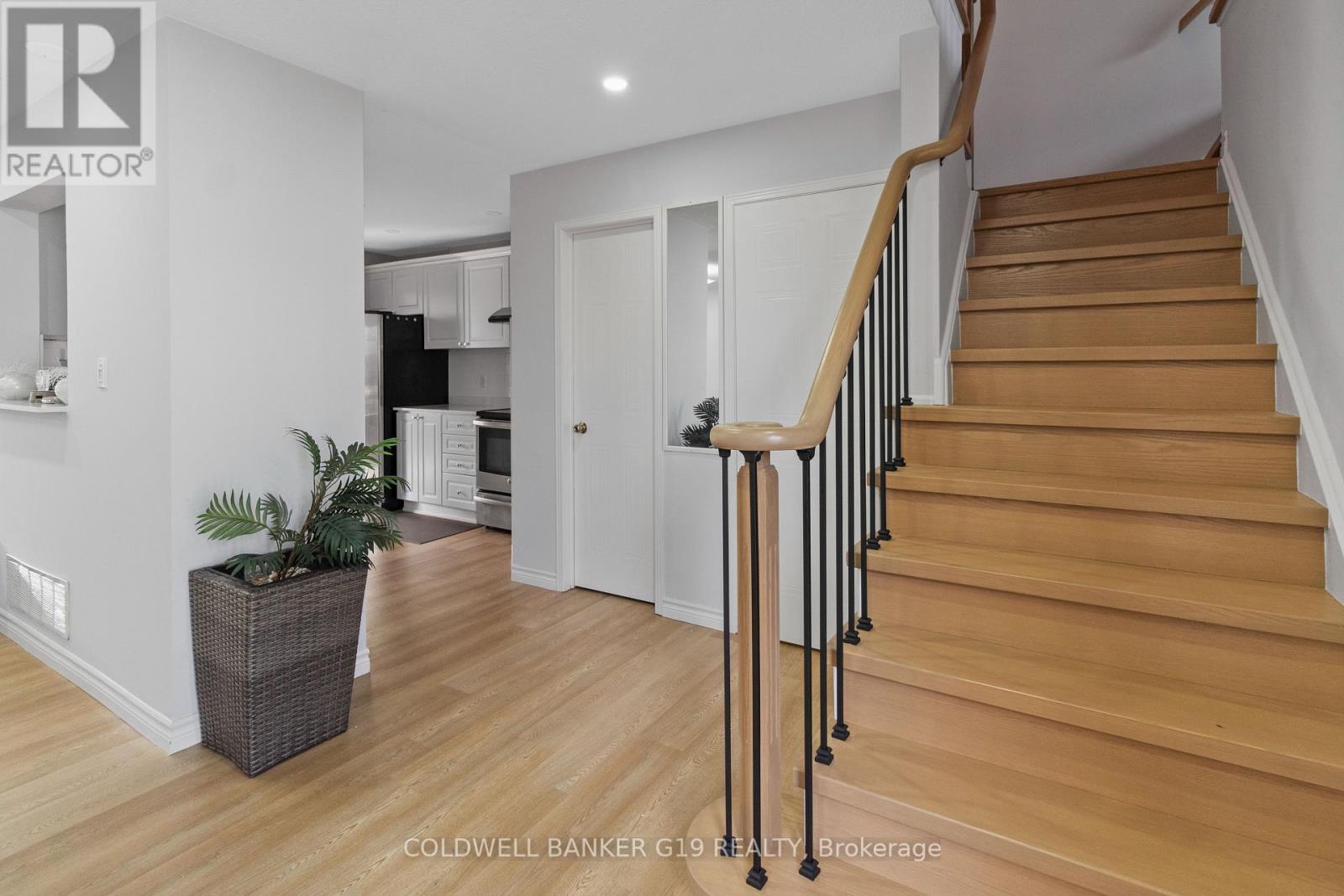 BRAMPTON (SANDRINGHAM-WELLINGTON), Ontario, L6R 1T3, CA, 4 Bedrooms Bedrooms, ,3 BathroomsBathrooms,Residential,For Sale,1903292