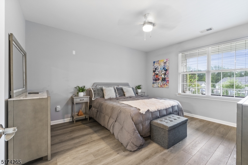 Hanover Twp., New Jersey, 07981, United States, 2 Bedrooms Bedrooms, ,2 BathroomsBathrooms,Residential,For Sale,2003399