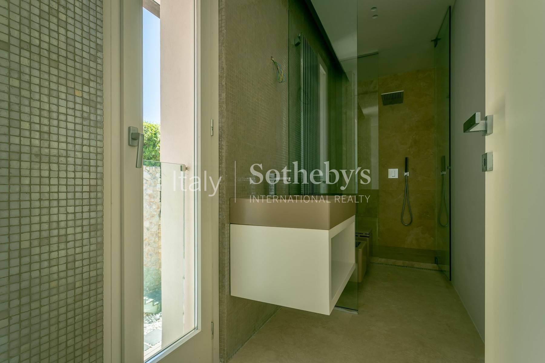  Stunning contemporary-style villa with sea view - 物件實景