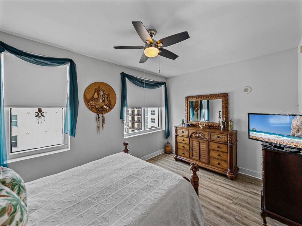 Tampa, Florida, 33602, United States, 1 Bedroom Bedrooms, ,2 BathroomsBathrooms,Residential,For Sale,1807675