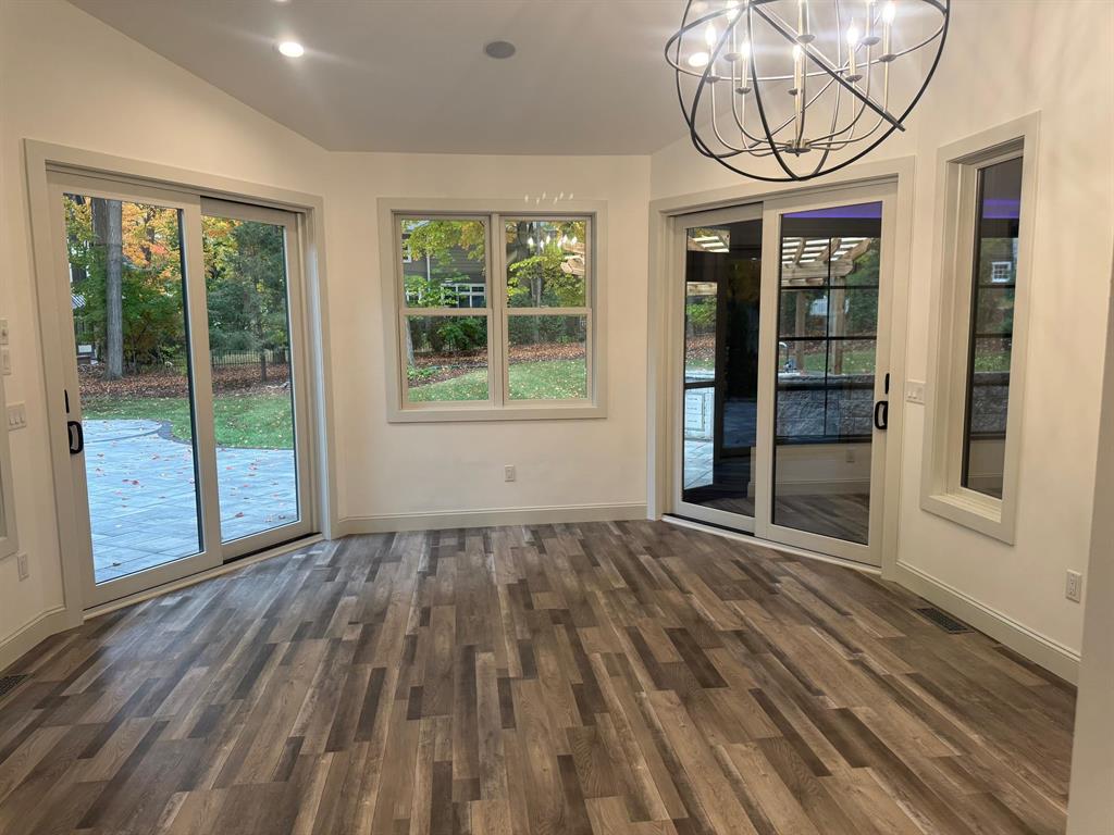 Madison, Wisconsin, 53704, United States, 4 Bedrooms Bedrooms, ,5 BathroomsBathrooms,Residential,For Sale,1973906