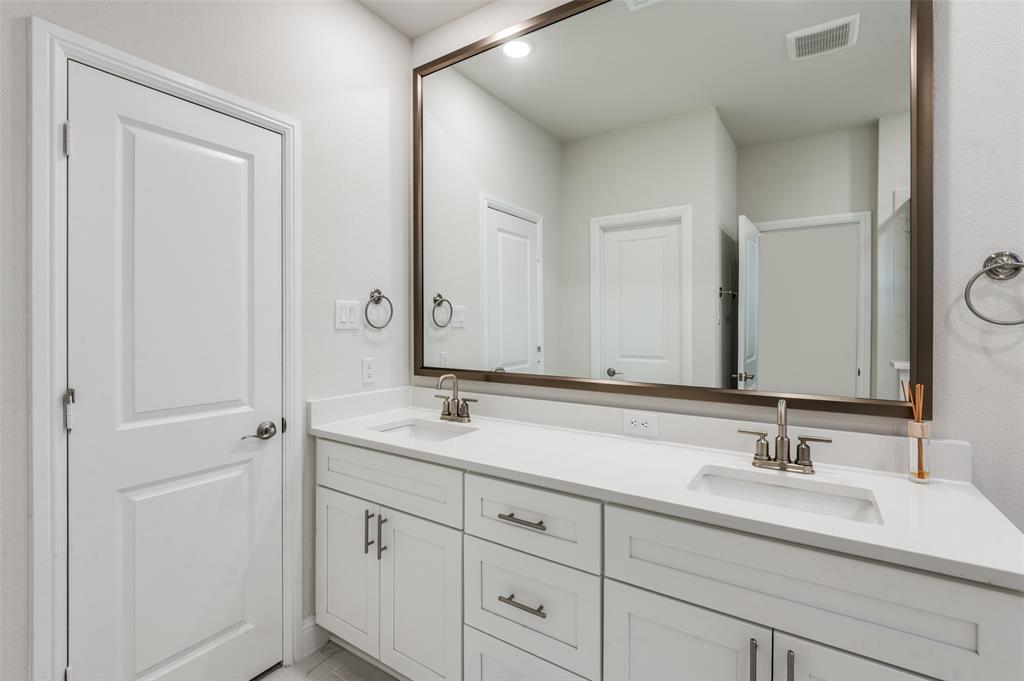 Frisco, Texas, 75035, United States, 4 Bedrooms Bedrooms, ,3 BathroomsBathrooms,Residential,For Sale,1875086