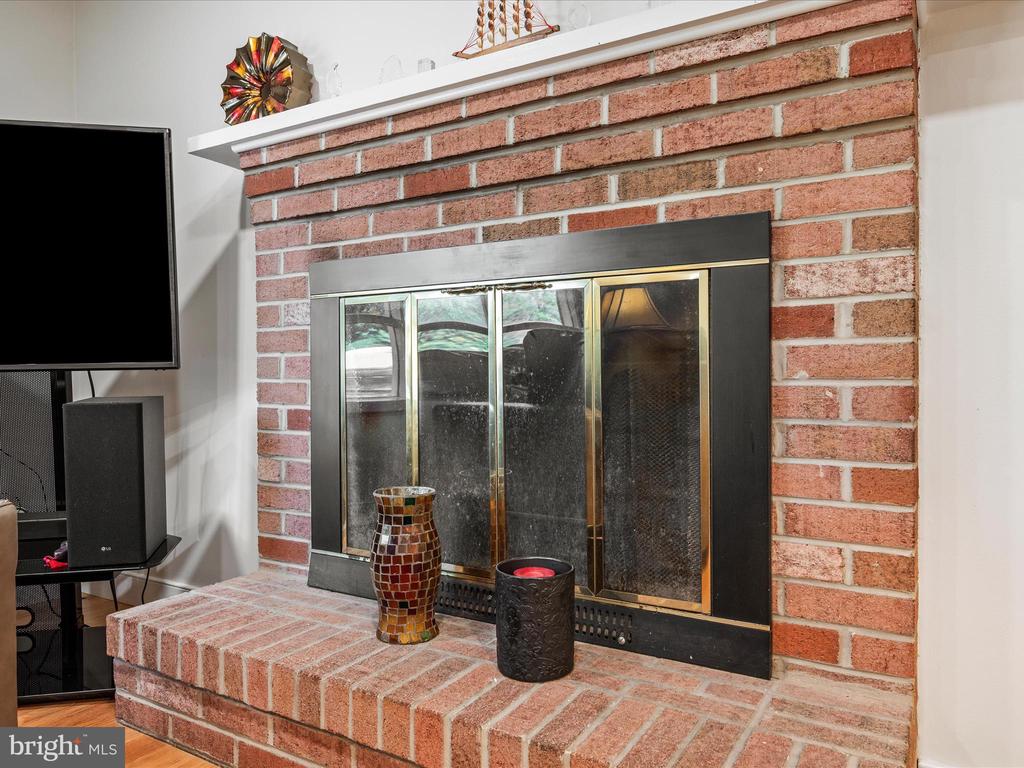 Winchester, Virginia, 22601, United States, 3 Bedrooms Bedrooms, ,3 BathroomsBathrooms,Residential,For Sale,1978922