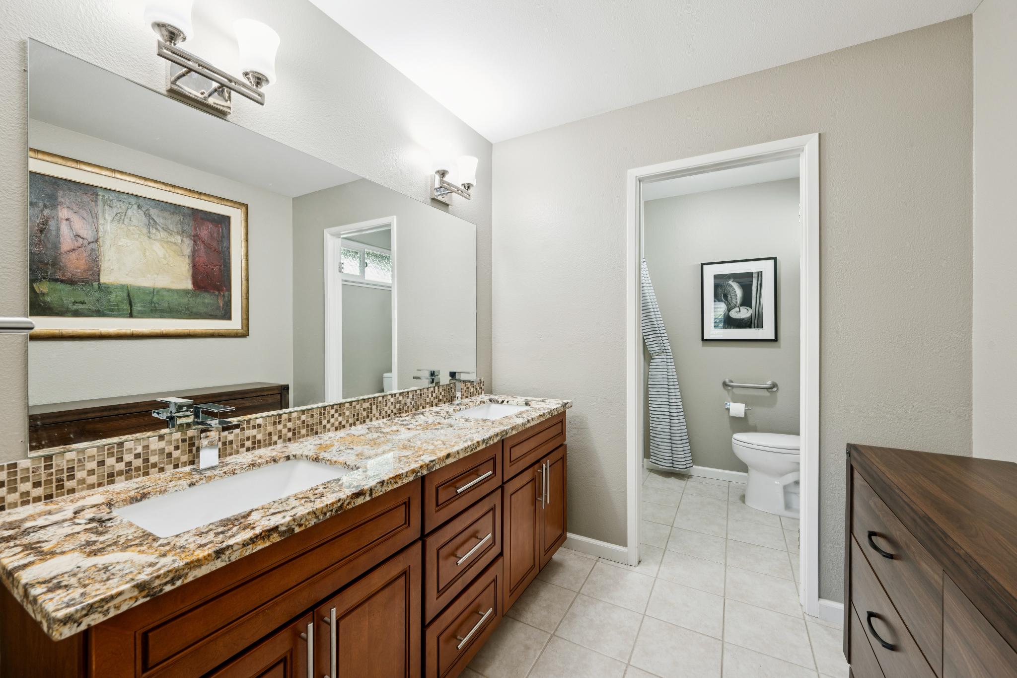  7284 Oakmont Drive - 物件實景