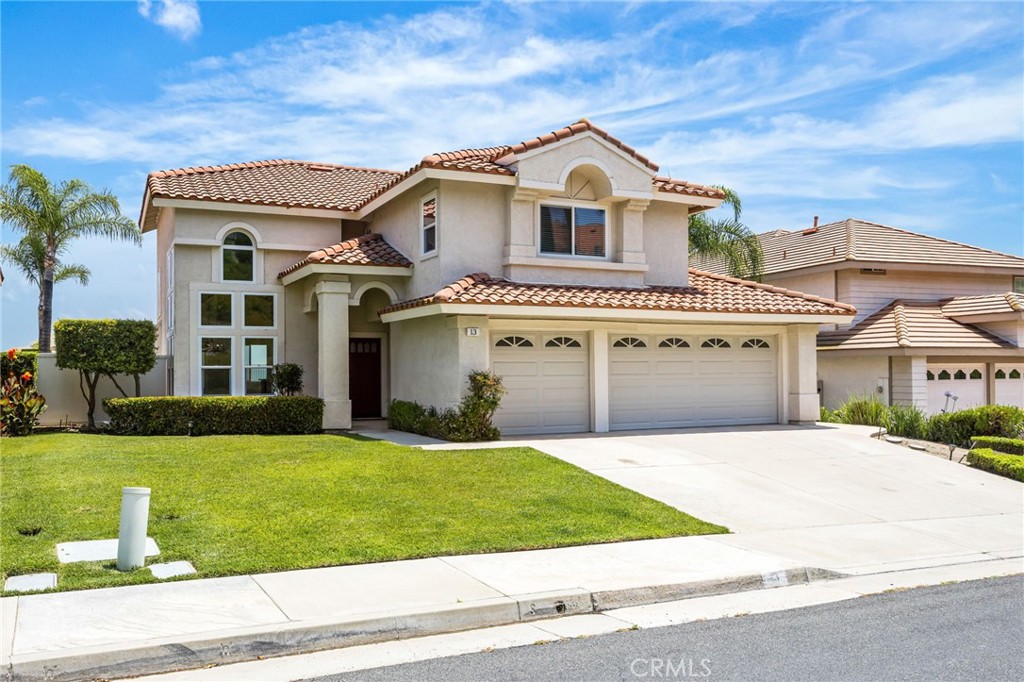 Lake Elsinore, California, 92532, United States, 4 Bedrooms Bedrooms, ,3 BathroomsBathrooms,Residential,For Sale,2048913