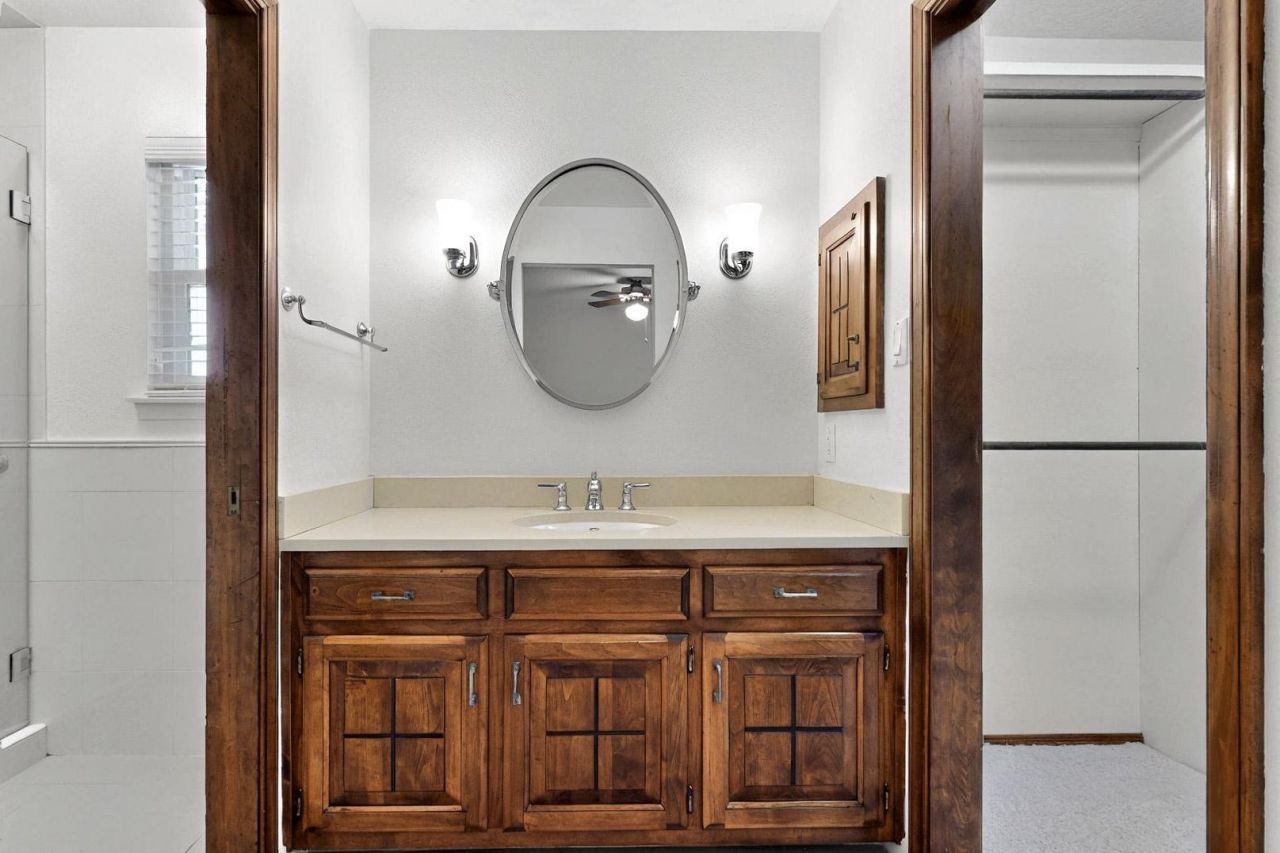 Albuquerque, New Mexico, 87123, United States, 4 Bedrooms Bedrooms, ,4 BathroomsBathrooms,Residential,For Sale,1876196