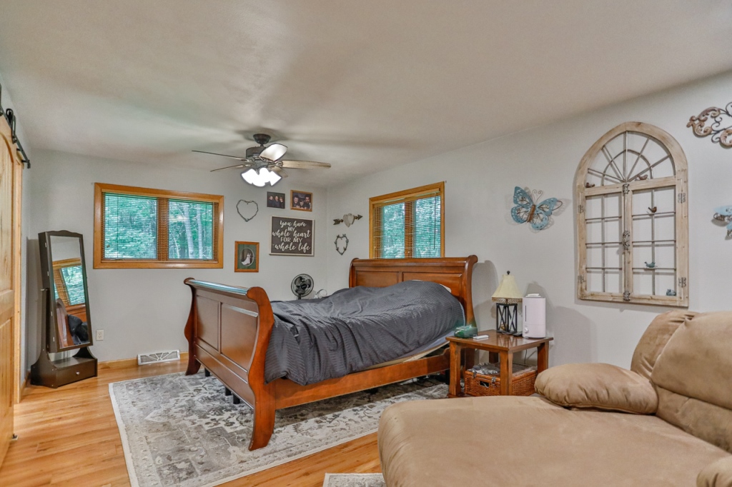 Wausau, Wisconsin, 54401, United States, 3 Bedrooms Bedrooms, ,3 BathroomsBathrooms,Residential,For Sale,1874102