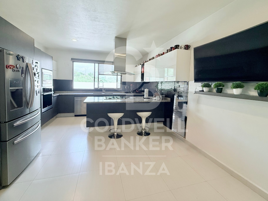 Naucalpan de Juárez, Estado de méxico, 53126, Mexico, 3 Bedrooms Bedrooms, ,3 BathroomsBathrooms,Residential,For Sale,1917914