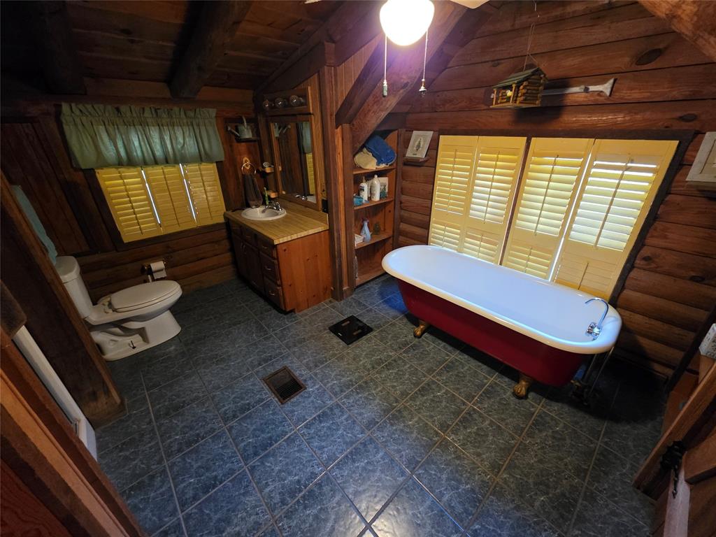 Weatherford, Texas, 76087, United States, 4 Bedrooms Bedrooms, ,2 BathroomsBathrooms,Residential,For Sale,1985670