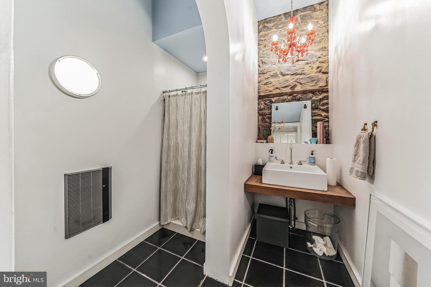 1345 E Susquehanna Avenue, Philadelphia, Pennsylvania, 19125, United States, 4 Bedrooms Bedrooms, ,6 BathroomsBathrooms,Residential,For Sale,1345 E Susquehanna Avenue,1613151